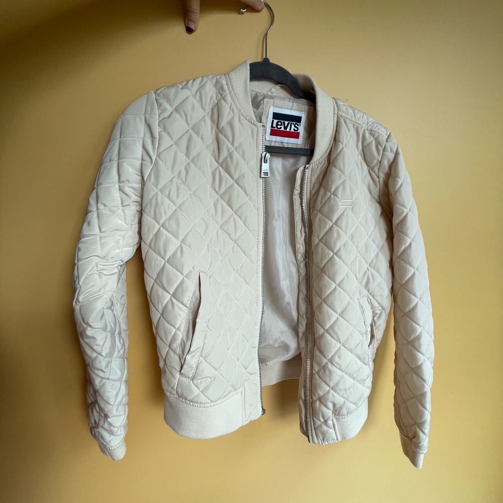 Levi's Women's Off-White Quilted Bomber Jacket